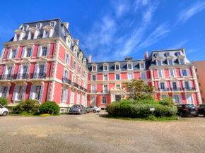 Отель Apartment Reine Victoria  Биарриц